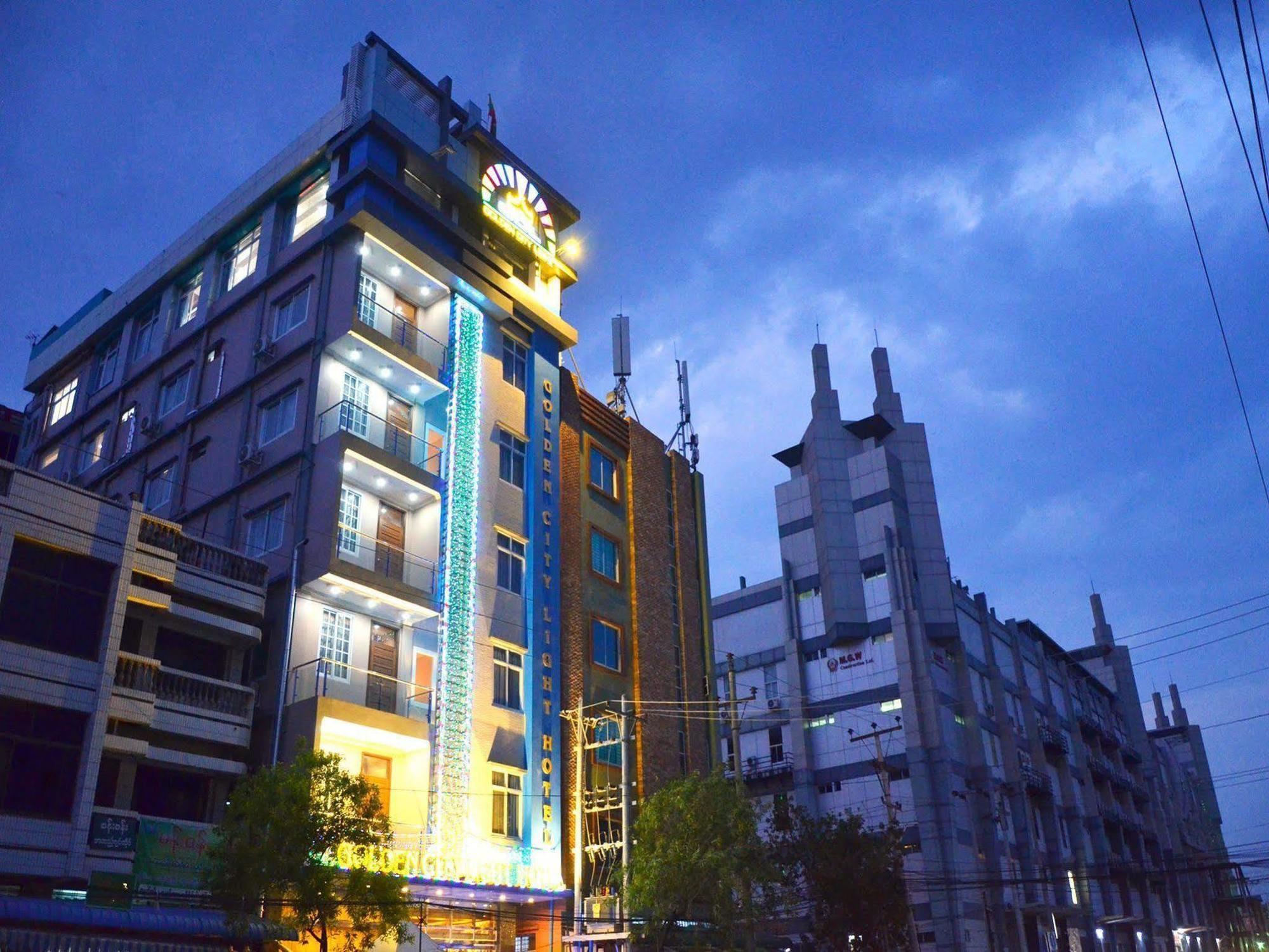 โรงแรมโกลเดน ซิตี ไลท์ มัณฑะเลย์ ภายนอก รูปภาพ